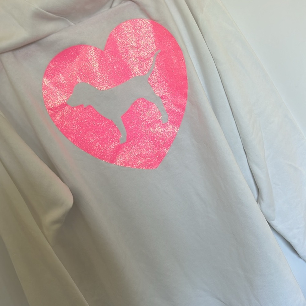 Vs Pink Originals pullover hoodie white with neon pink bling pup heart
